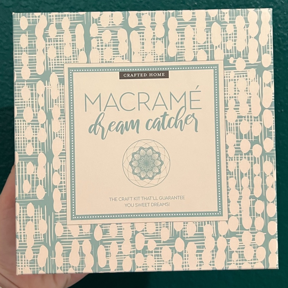 Macramé dream catcher DIY